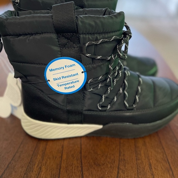 Time Tru WTR Puff with drw string Bootie - Picture 4 of 8